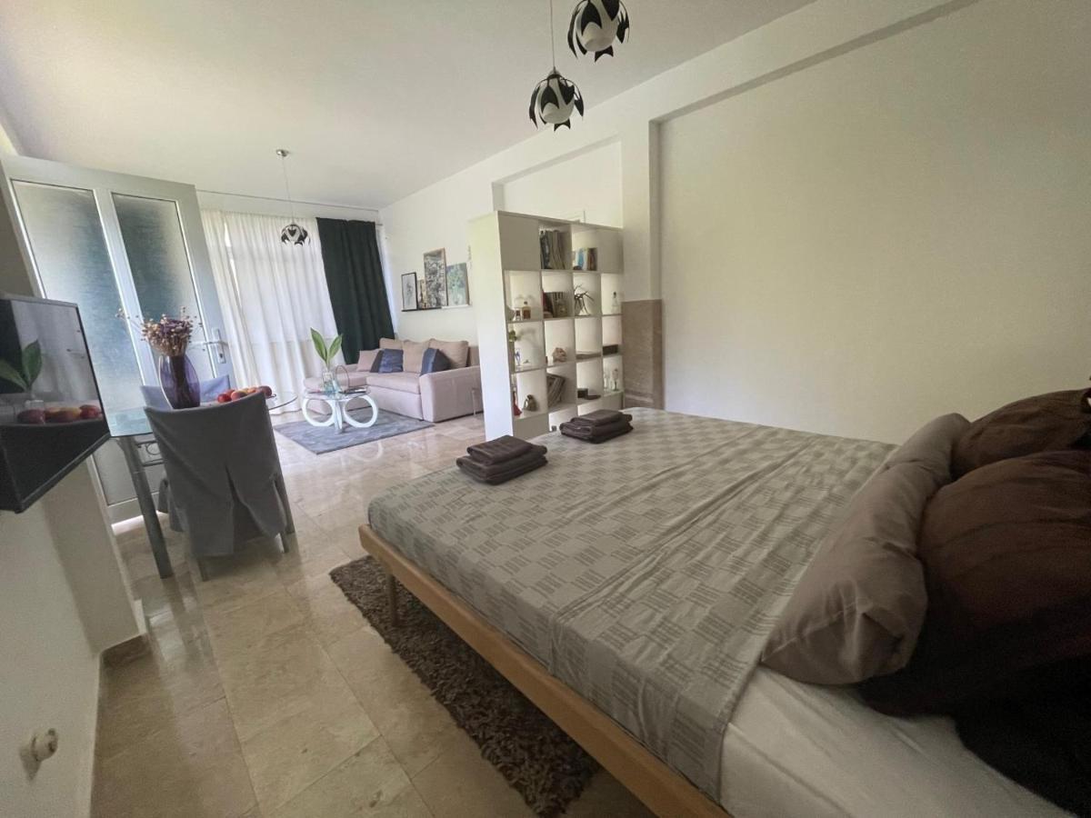 Villa Tamara With Garden And River View - Free Private Parking - Garage Мостар Екстериор снимка