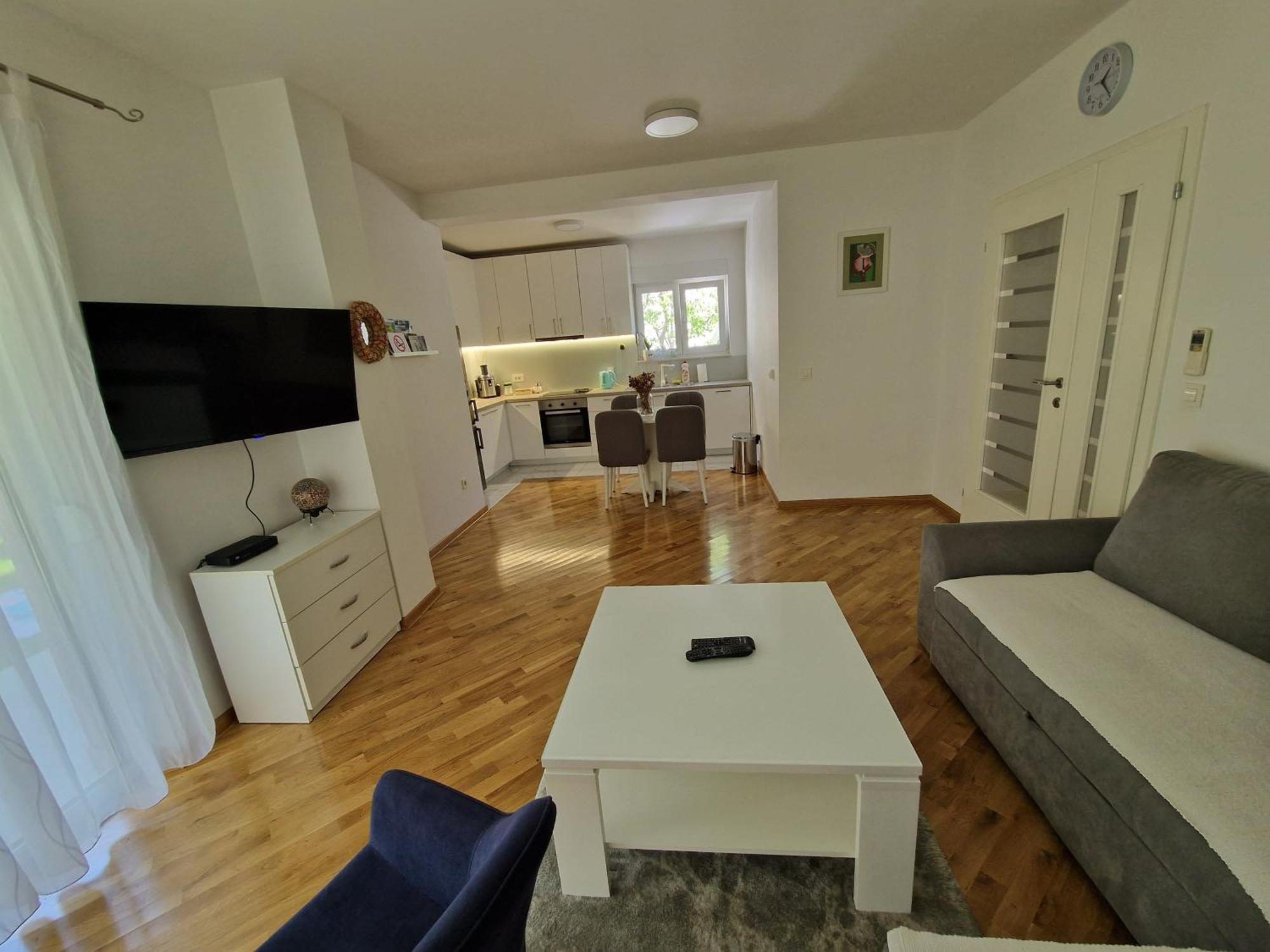 Villa Tamara With Garden And River View - Free Private Parking - Garage Мостар Екстериор снимка
