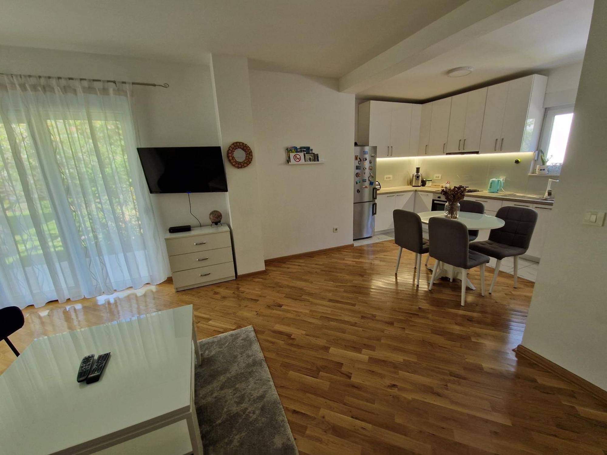 Villa Tamara With Garden And River View - Free Private Parking - Garage Мостар Екстериор снимка